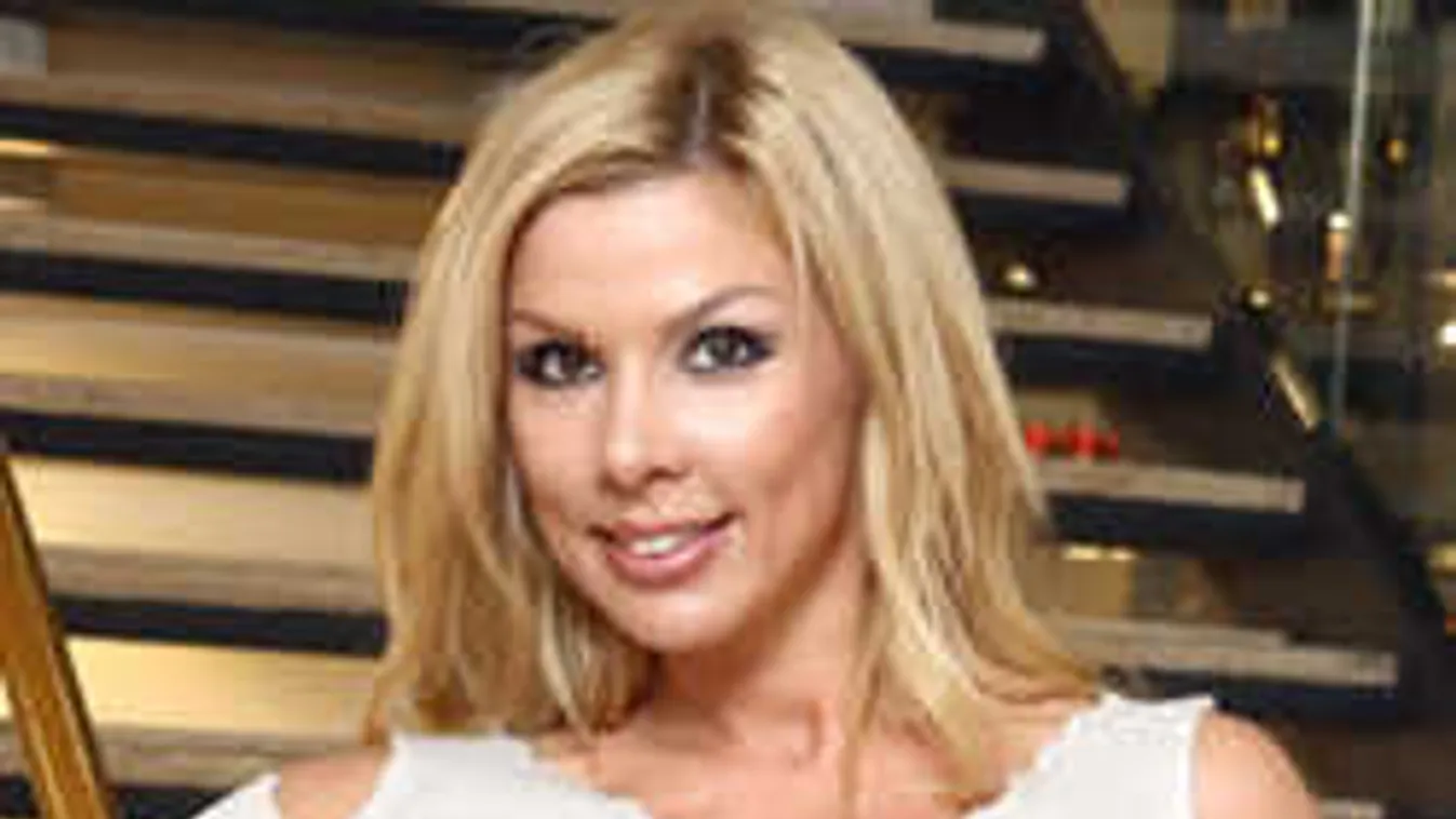 Így reagált Pirner Alma erotikus fotóira az idős nagypapája!