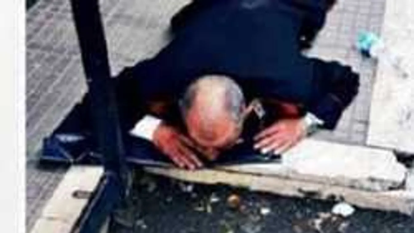 Leütötte az olasz rendőrt a 20 éves nigériai, ám azonnal szabadon engedték