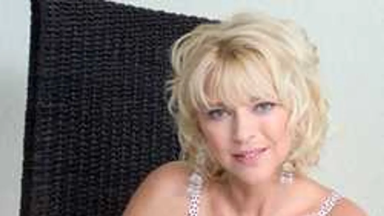 Ijesztő diagnózis, rosszul lett a premier előtt a magyar színésznő