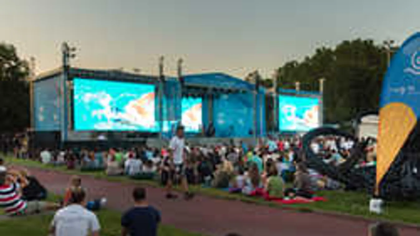 Fizetnek a magyar kocsmárosok, nincs ingyen meccsnézés a focivébén