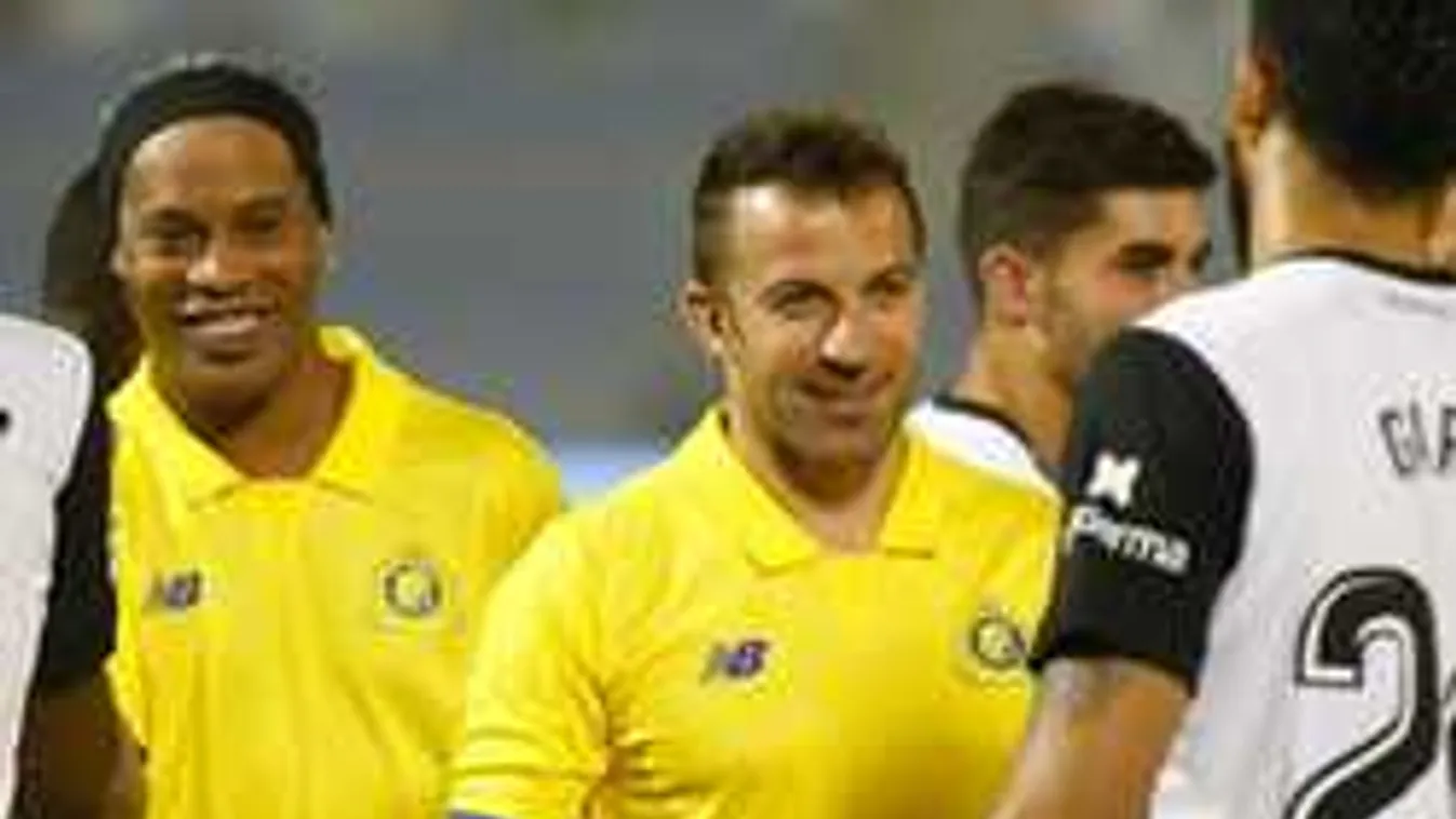 Micsoda fotó, felismered a négy világsztárt?