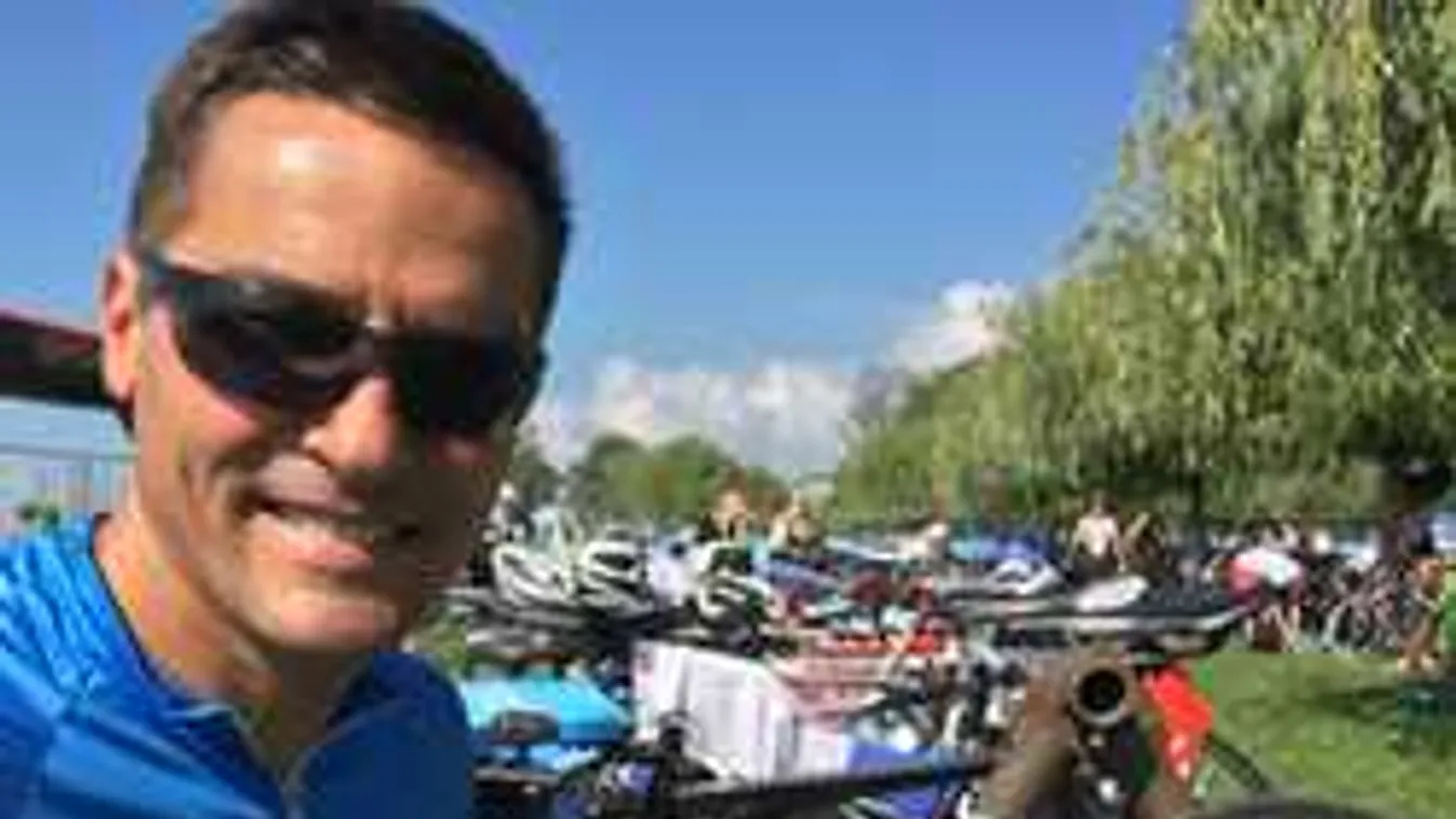 Huszonöt év után, élő adásban kérte meg párja kezét a magyar sztár