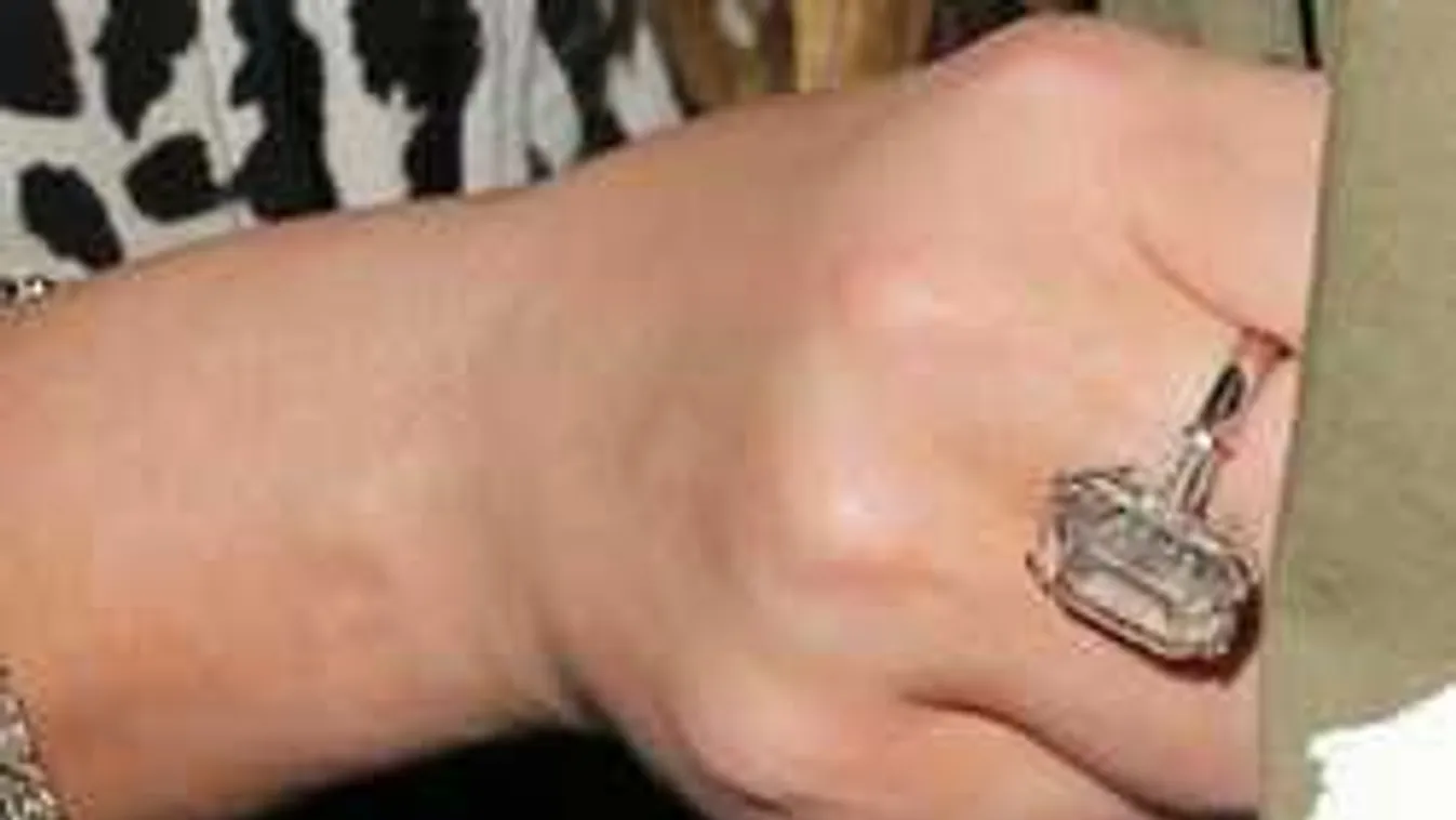 Furcsa módját választotta a továbblépésnek Mariah Carey, így felejt