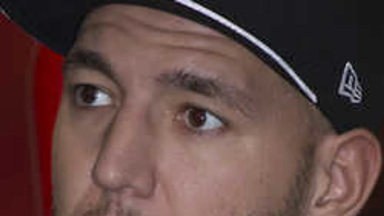 Ezt nézd: Kiderült, kivel bújik ágyba a népszerű magyar rapper-Fotó