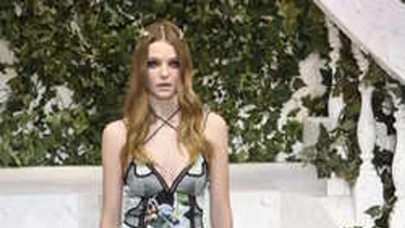 A férfiak szavaztak: Ilyen ruhában járjanak nyáron a nők