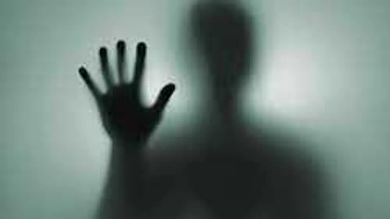 Titokban videózni kezdett a telefonjával, szörnyű, ami ezután történt