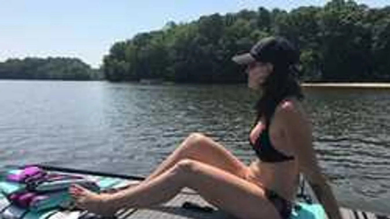 Elég a retusálásból! Ilyen a valódi nők, a valódi anyák teste!