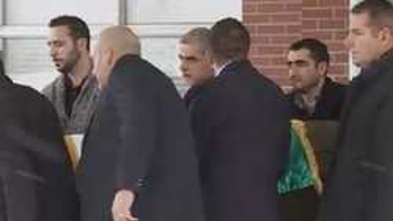 40 késszúrás után még két golyóval is büntetett a muszlim férfi