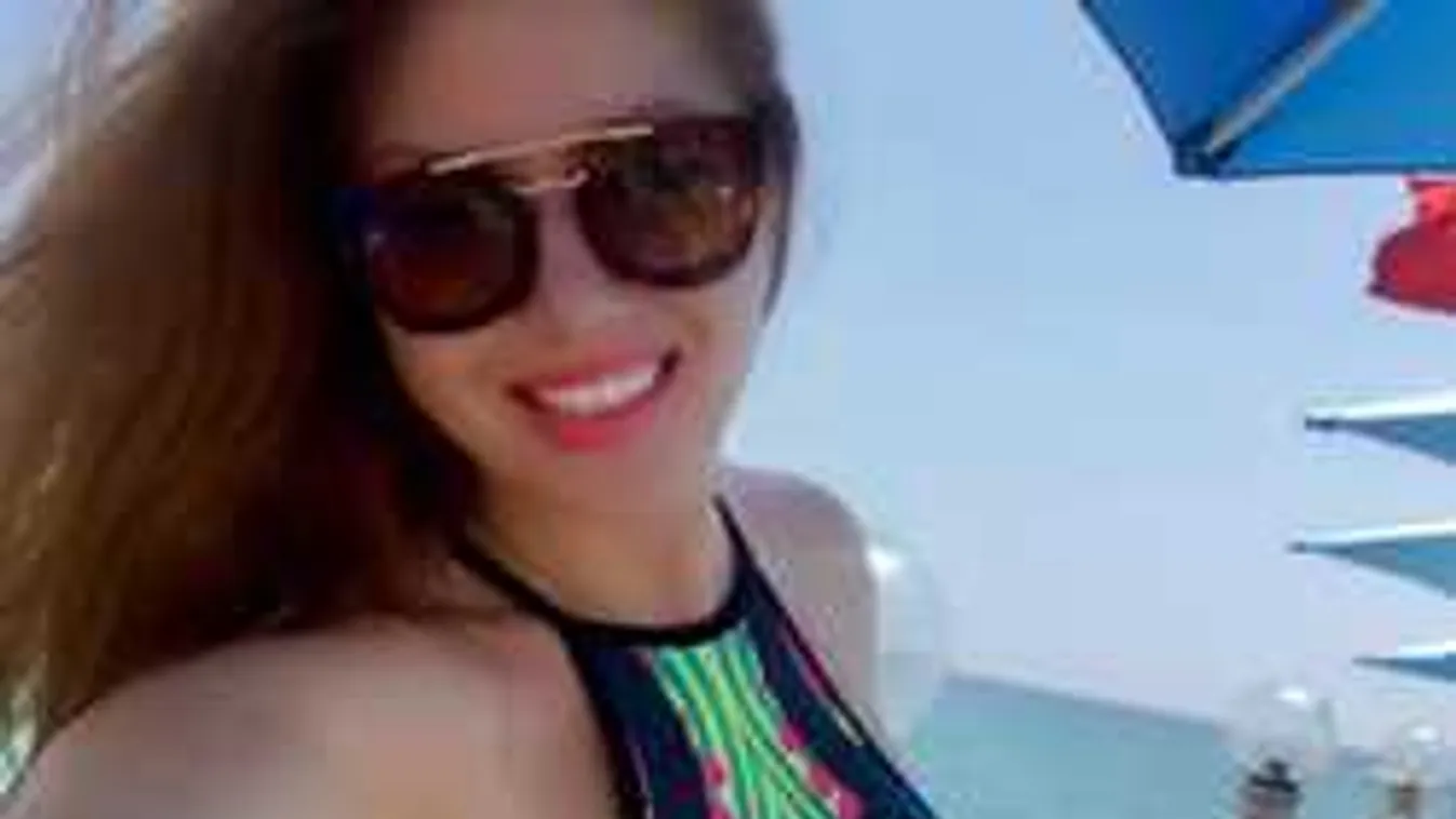 Döbbenetes látvány: Ruhája tartotta össze Tolvai Reni hatalmas melleit