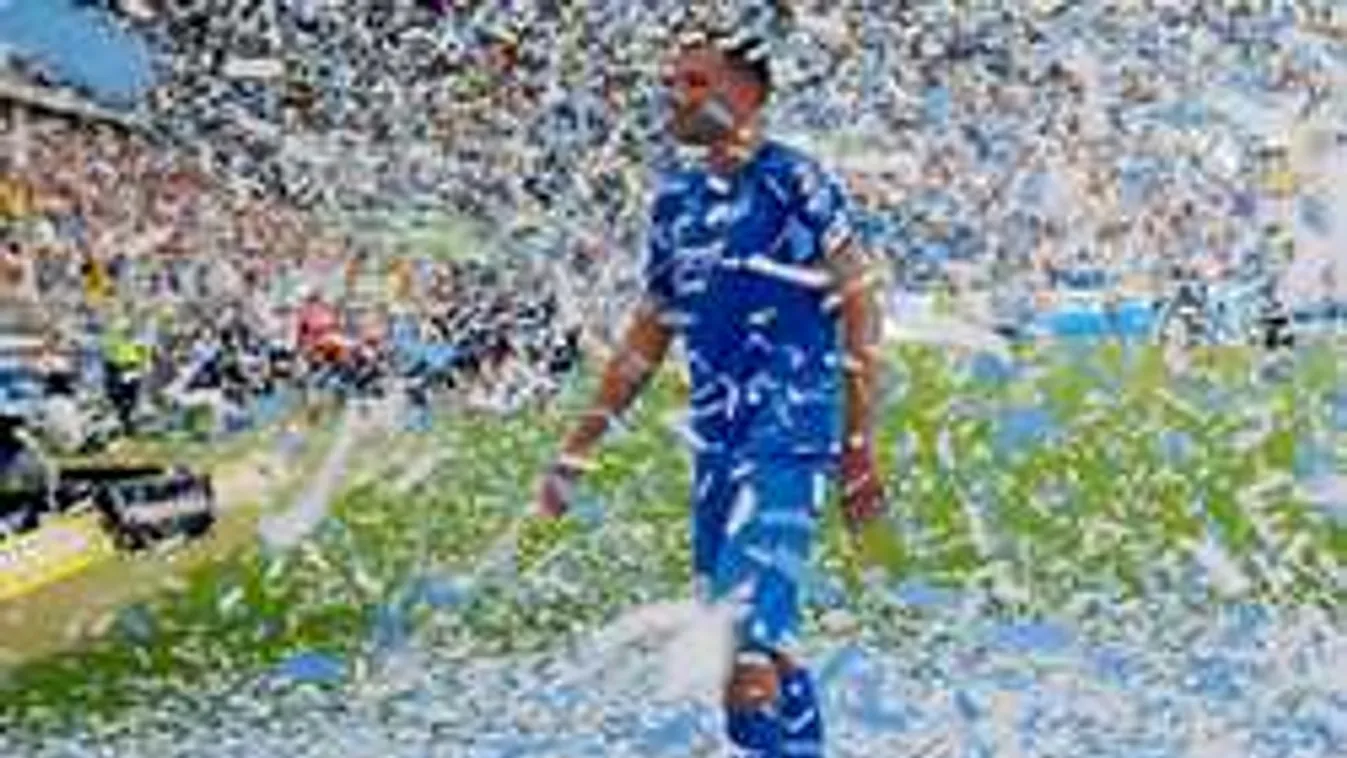 Árulkodó fotó: kiderült, ide tart Szalai Ádám