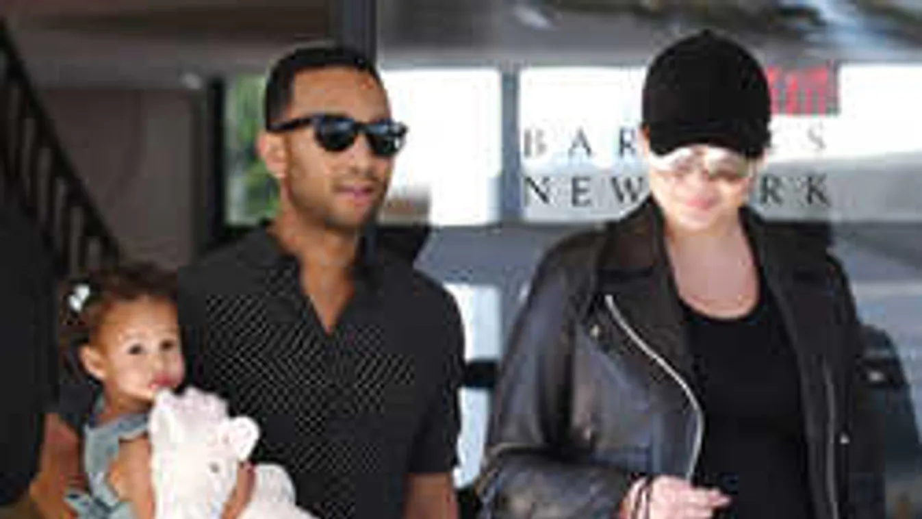 Gólyahír, titokzatos posztban tudatta az örömhírt a dögös sztáranyuka