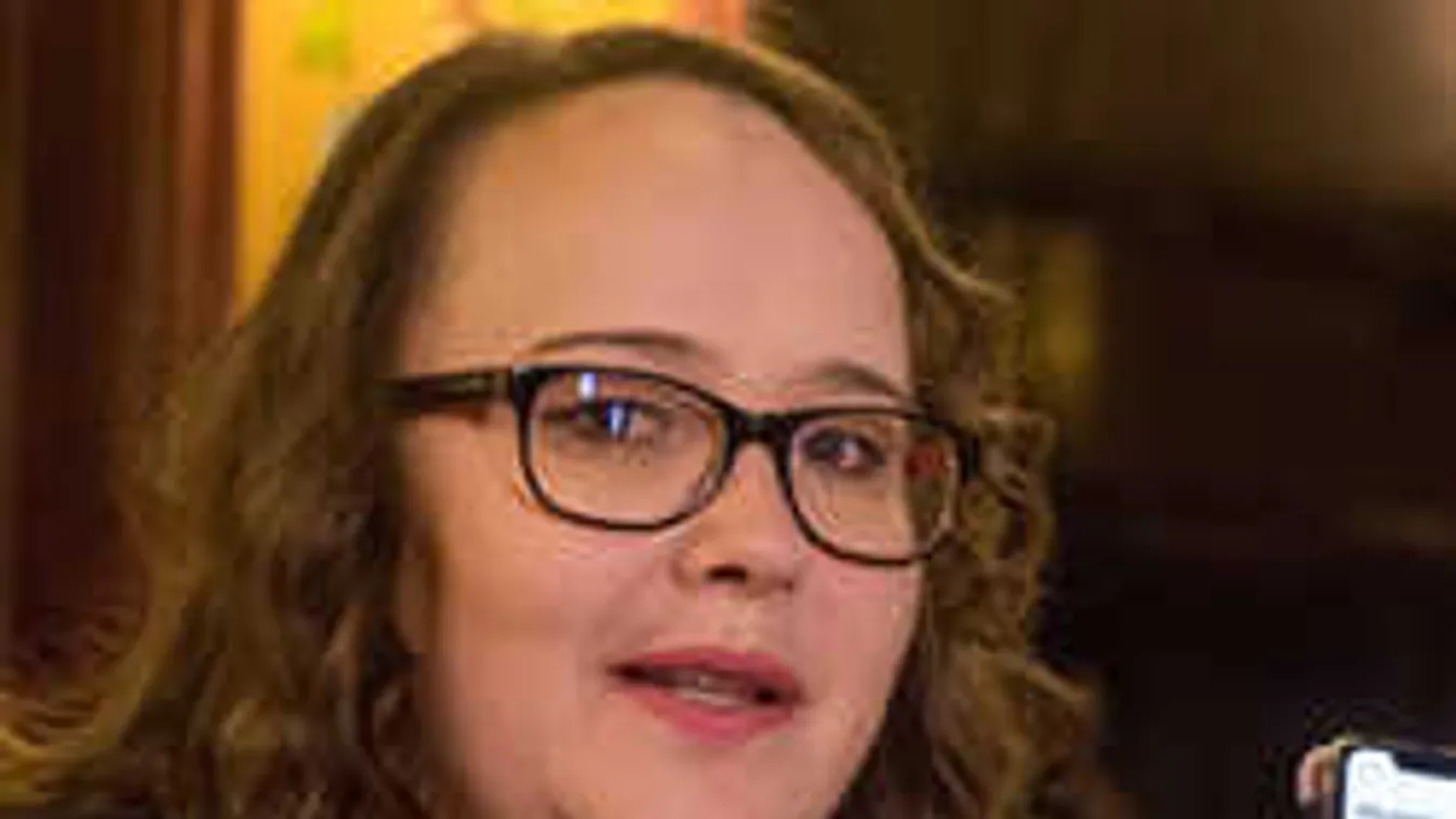 Erre tényleg nem számítottunk, vele tölti éjszakáit a TV2 sztárja