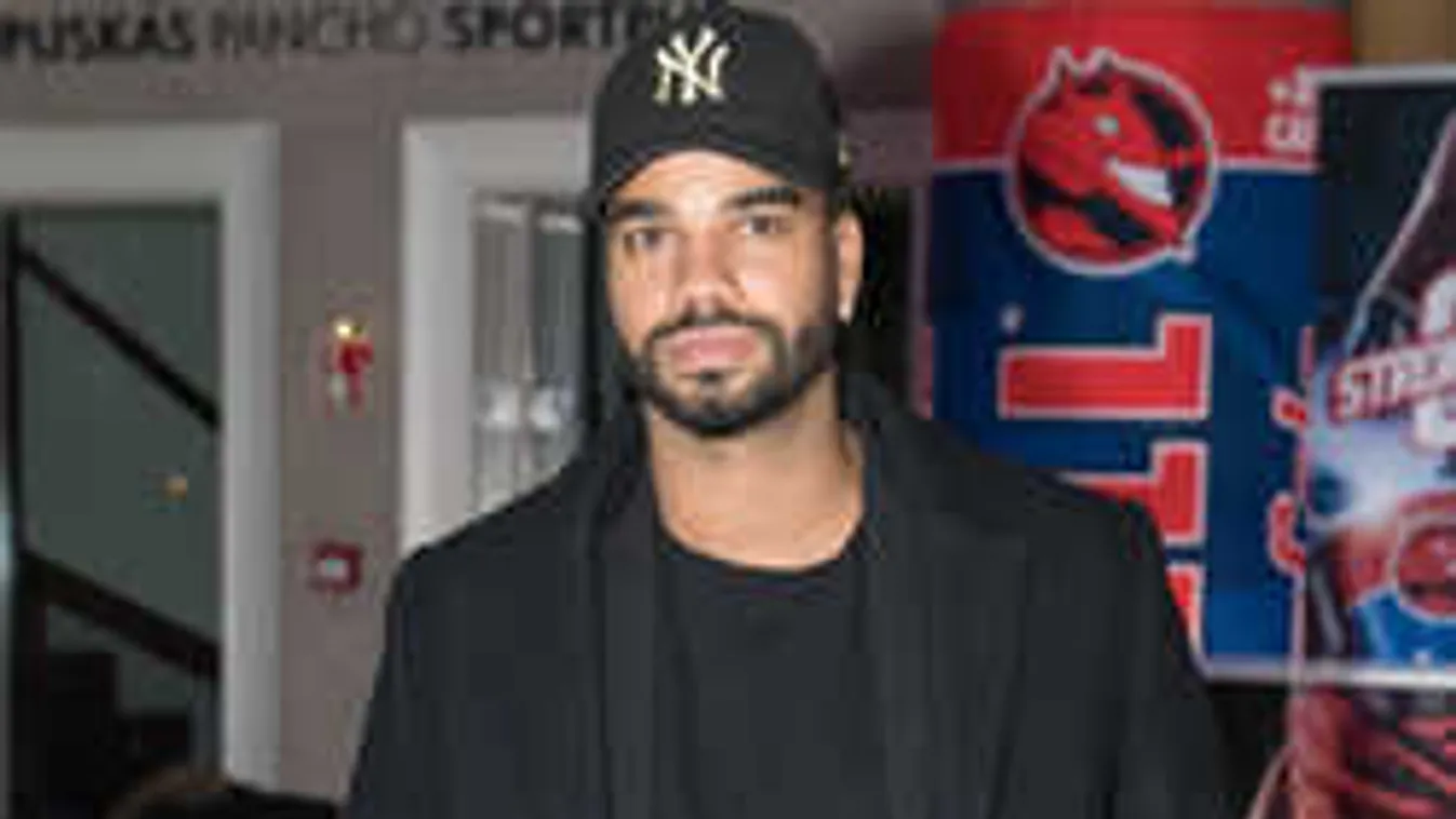 Aggasztó fotó, nincs jól Kállay-Saunders András