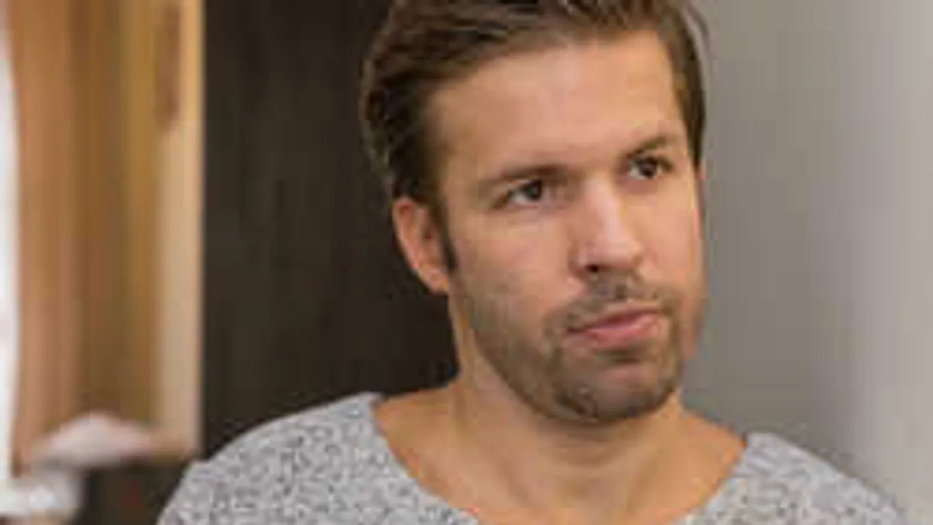 Videón mutatta meg gyönyörű feleségét Sebestyén Balázs