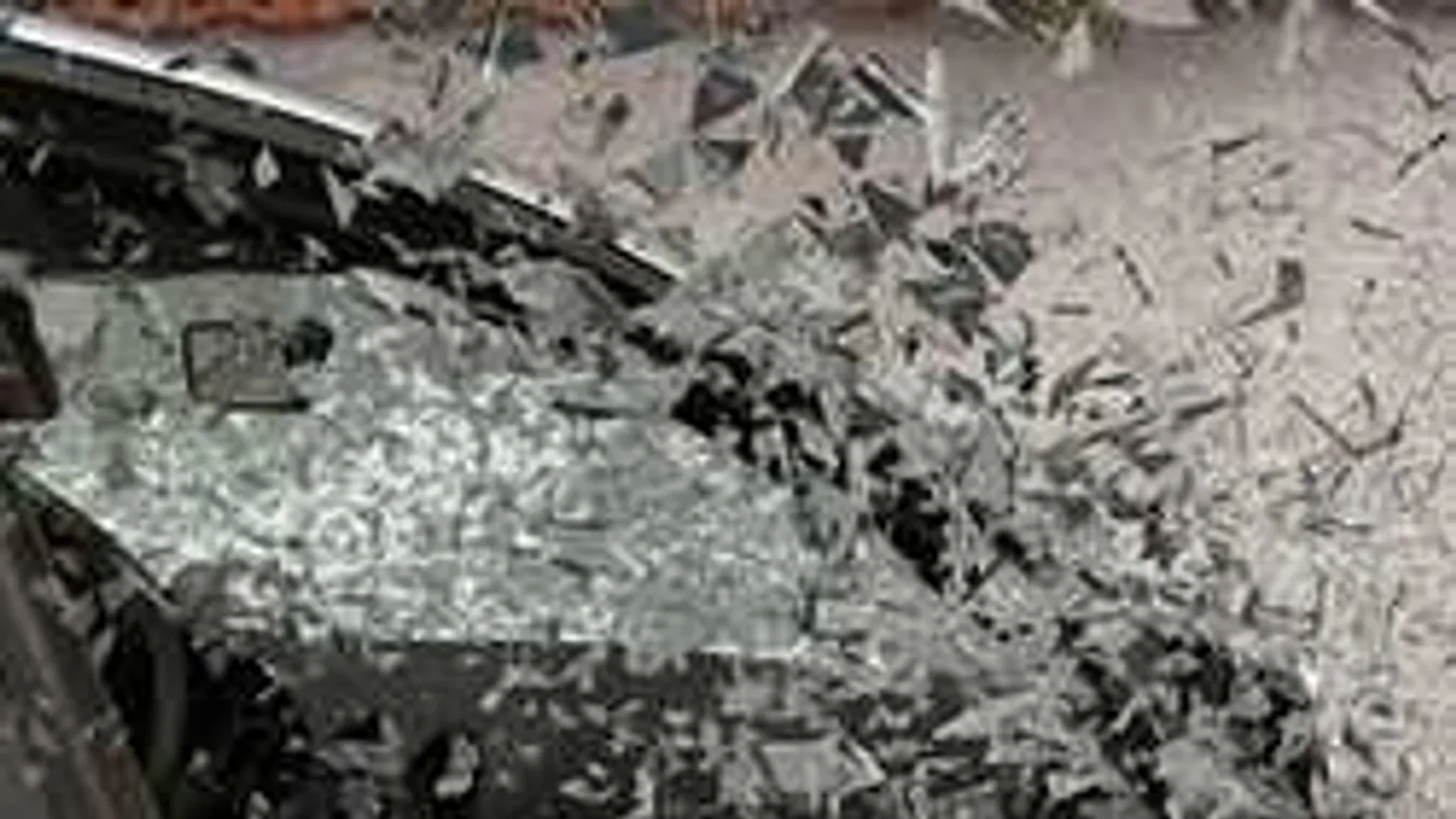 Borzalmas dráma: Tűzoltókocsi nyomta halálra a sofőrt