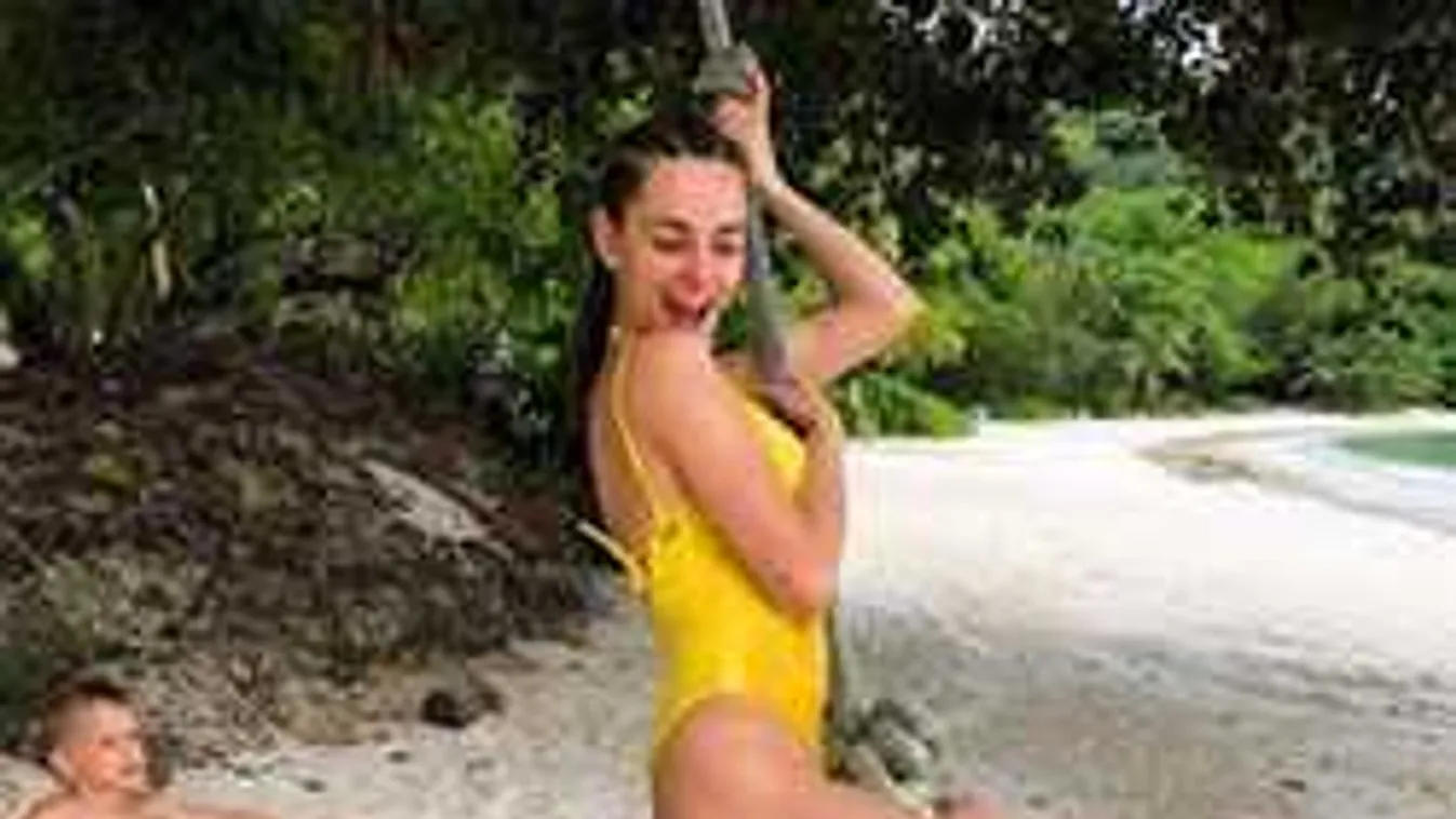 Elállt a szavunk: álomszép helyen nyaralt a magyar sztáranyuka