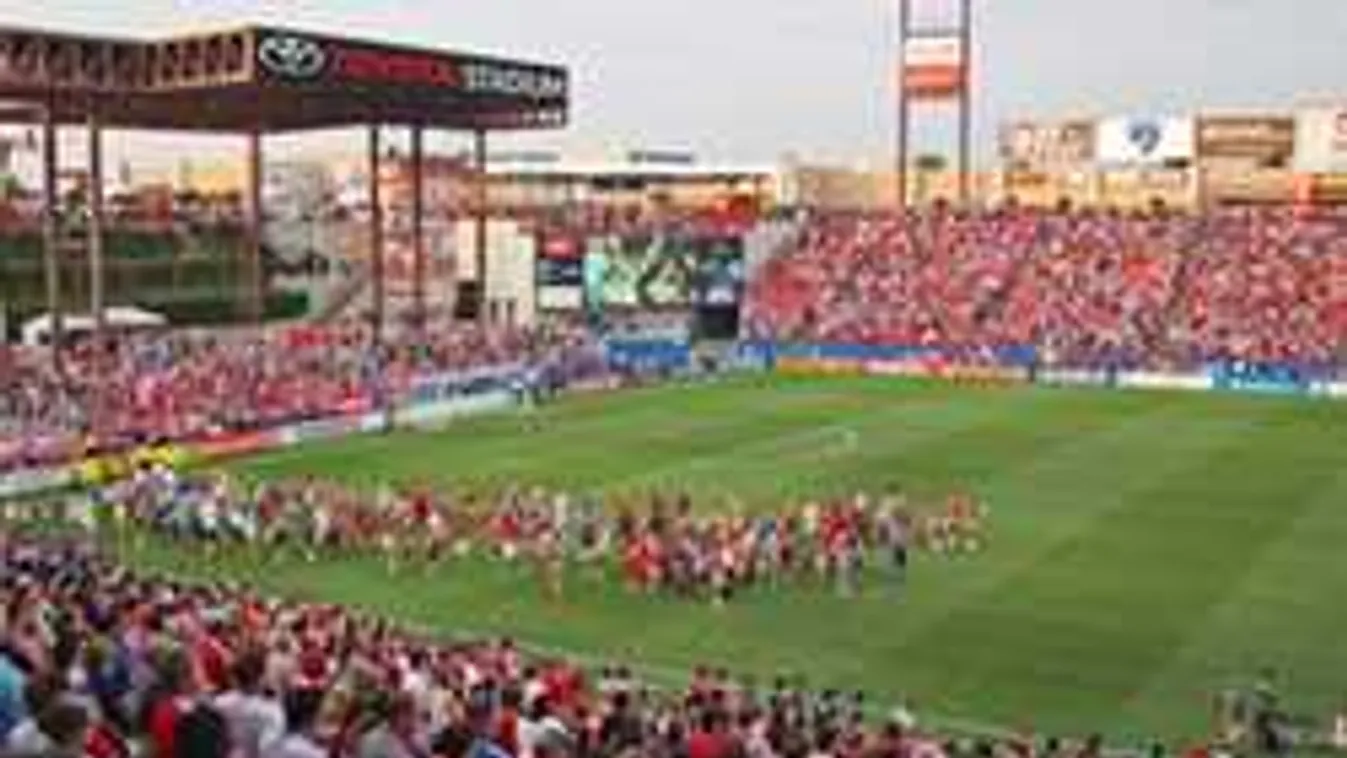 Lövöldözés volt egy focimeccsen, sokan megsérültek - videó