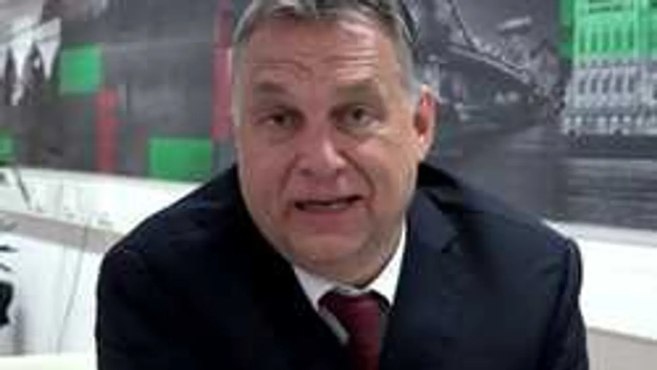 Orbán álmosan, de mosolyogva hajnali 4.41-kor kijött a tárgyalóteremből: Magyarország továbbra sem lesz bevándorlóország!