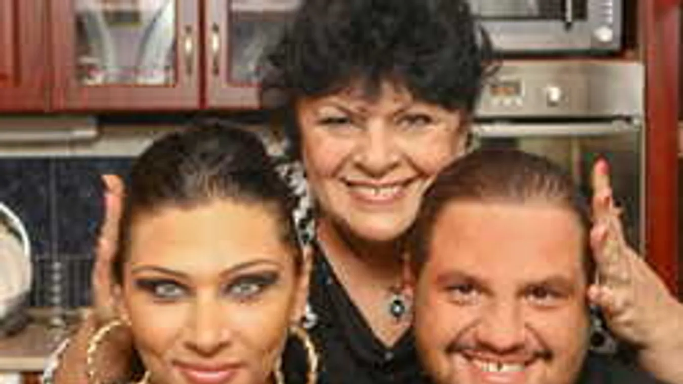 Kirabolták Bangó Margit unokáját a forgatáson