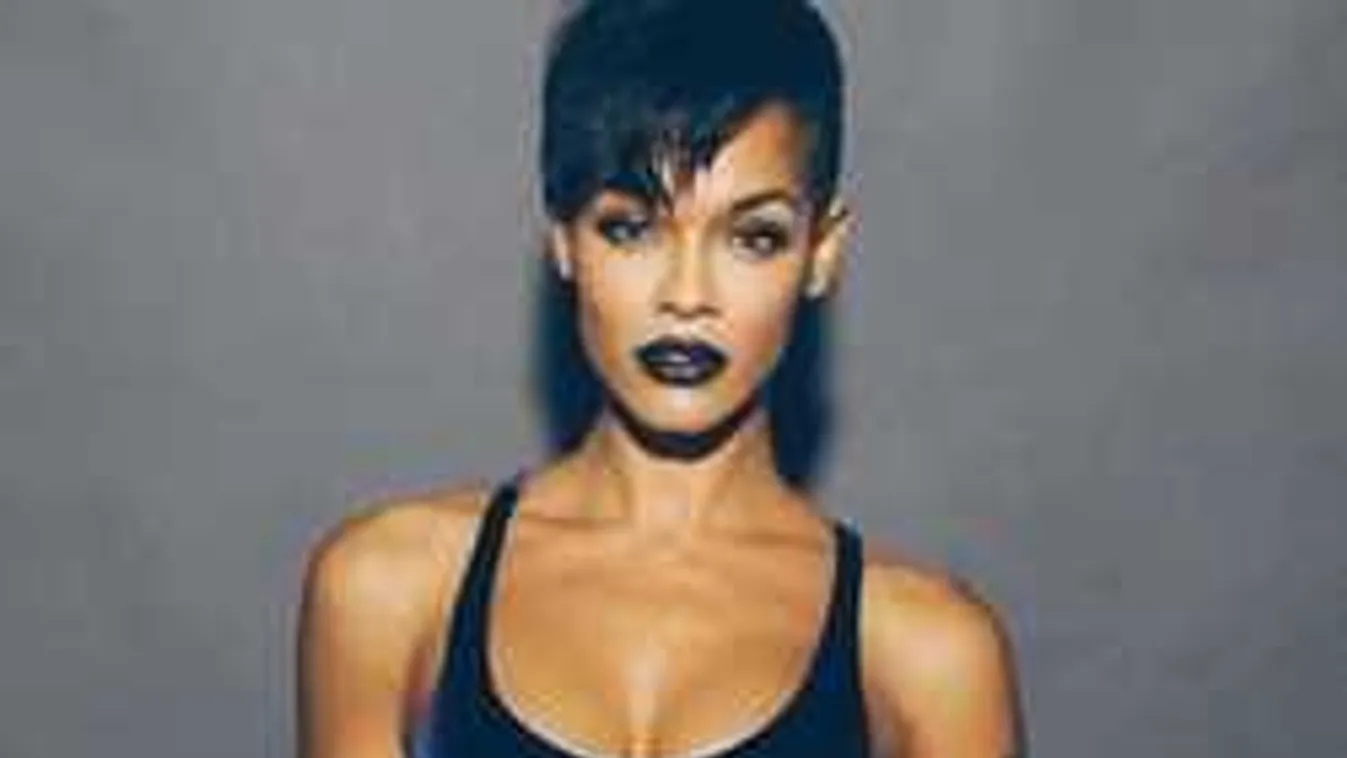 Forró hancúr az ágyban, videóval üzent a dögös szépség