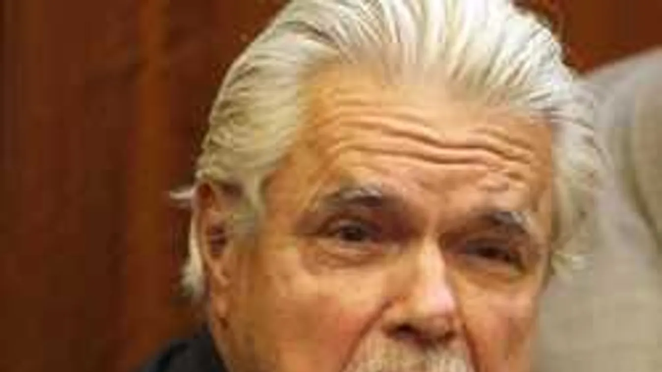 Hiába várta családja Oszter Sándort az ítélet után