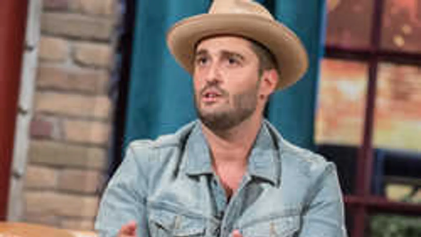 Curtis lesz Király Viktor gyerekének keresztapja?