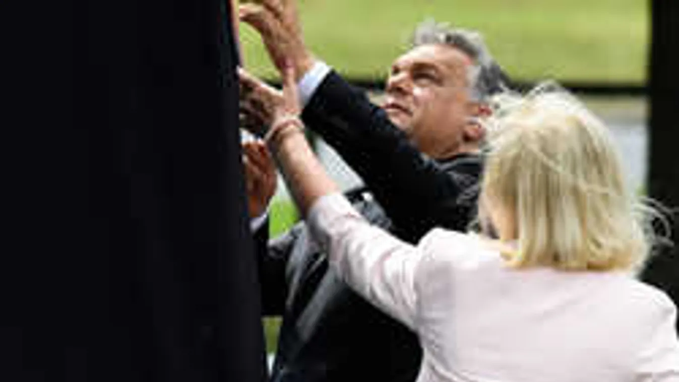 Orbán erőből oldotta meg a kérdést: Nem könnyű  leleplezni  a kommunizmus bűneit