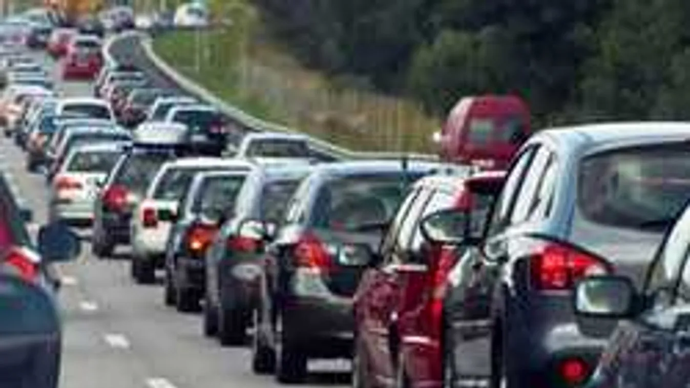 Hatalmas dugók várhatók az utakon, itt lesznek felújítások hétfőtől