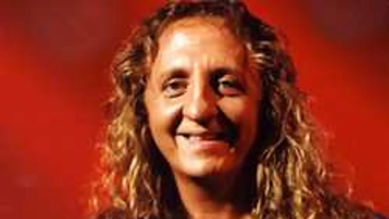 Mi jöhet még? Jimmy nevével hirdet spanyolországi nyaralást Zámbó Árpy