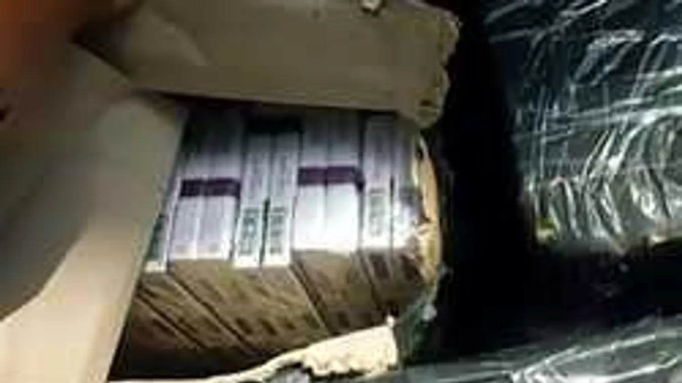 Szép fogás, csempészcigi mindenfelé, amerre a szem ellát!