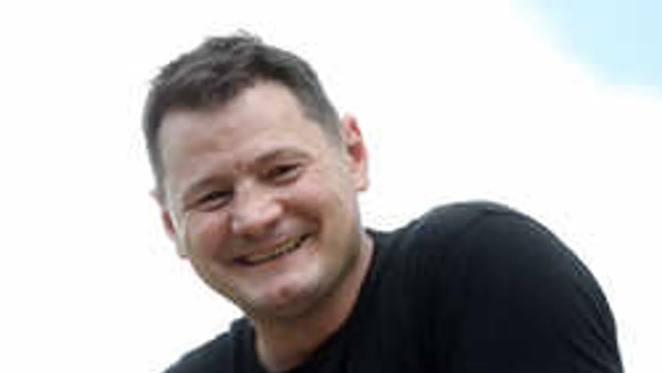 Beszédes fotó: Így néz ki most Erdei Zsolt koraszülött kisfia