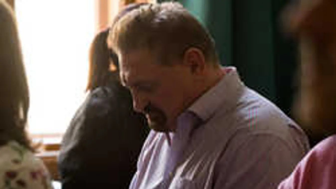 Gyászol Növényi Norbert: sírva beszélt a tragikus részletekről