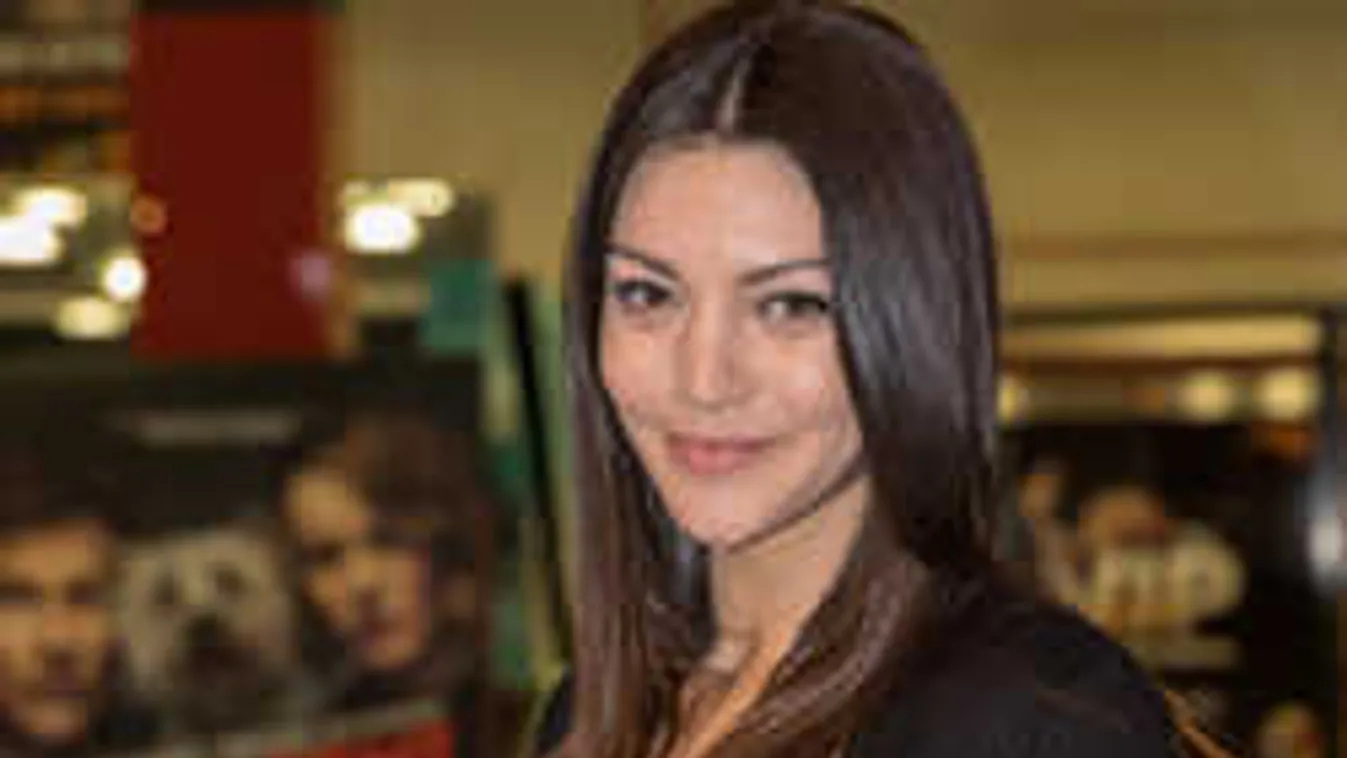 Kulcsár Edina: Nem én vagyok csúnya, a világ torz!