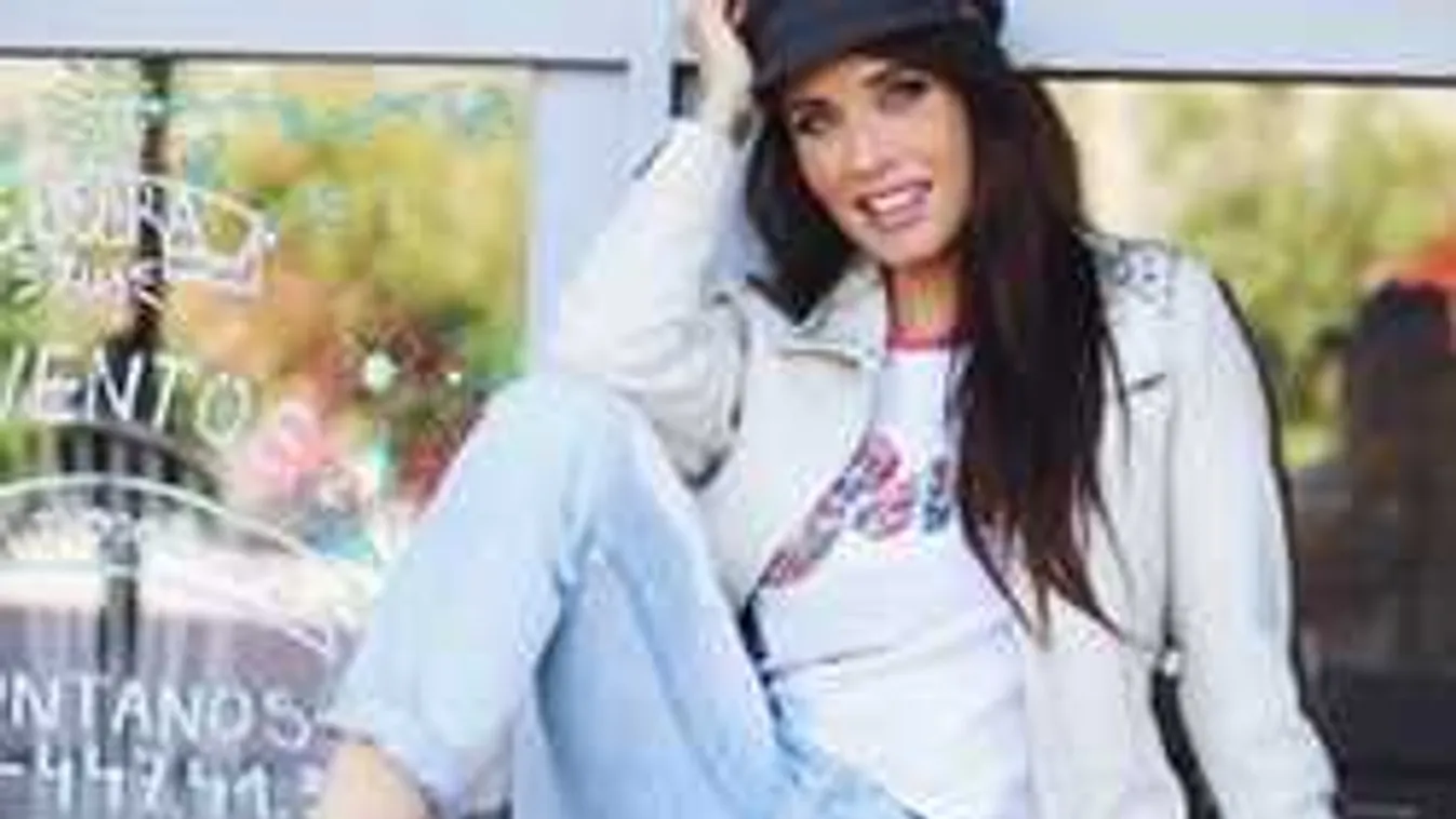 Levetkőzött, Sergio Ramos barátnőjétől leesik az állad