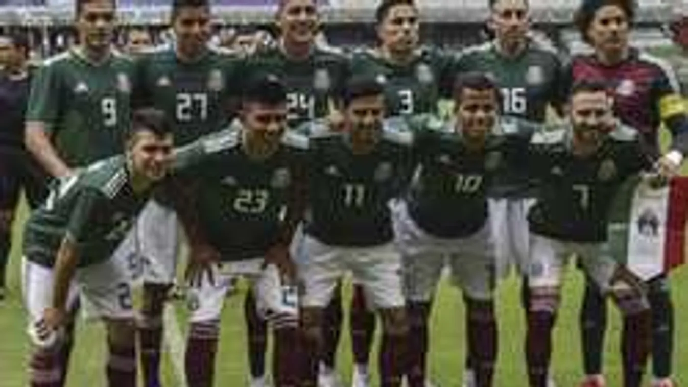 Botrány a foci-vb előtt, orgiamaratonban élvezkedett egy csapat