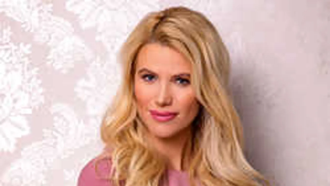 Ez tündéri, videón mutatta meg babáját Luxus Vivi