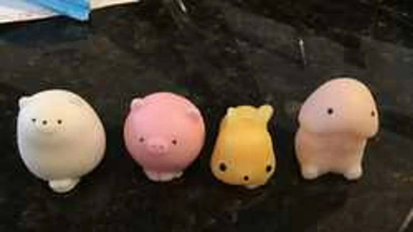 Döbbenetes, mit talált a gyerekjátékok közt a naiv anyuka!