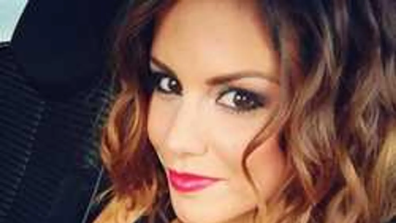 Nagy az öröm: elárulta születendő gyermeke nemét a magyar sztár