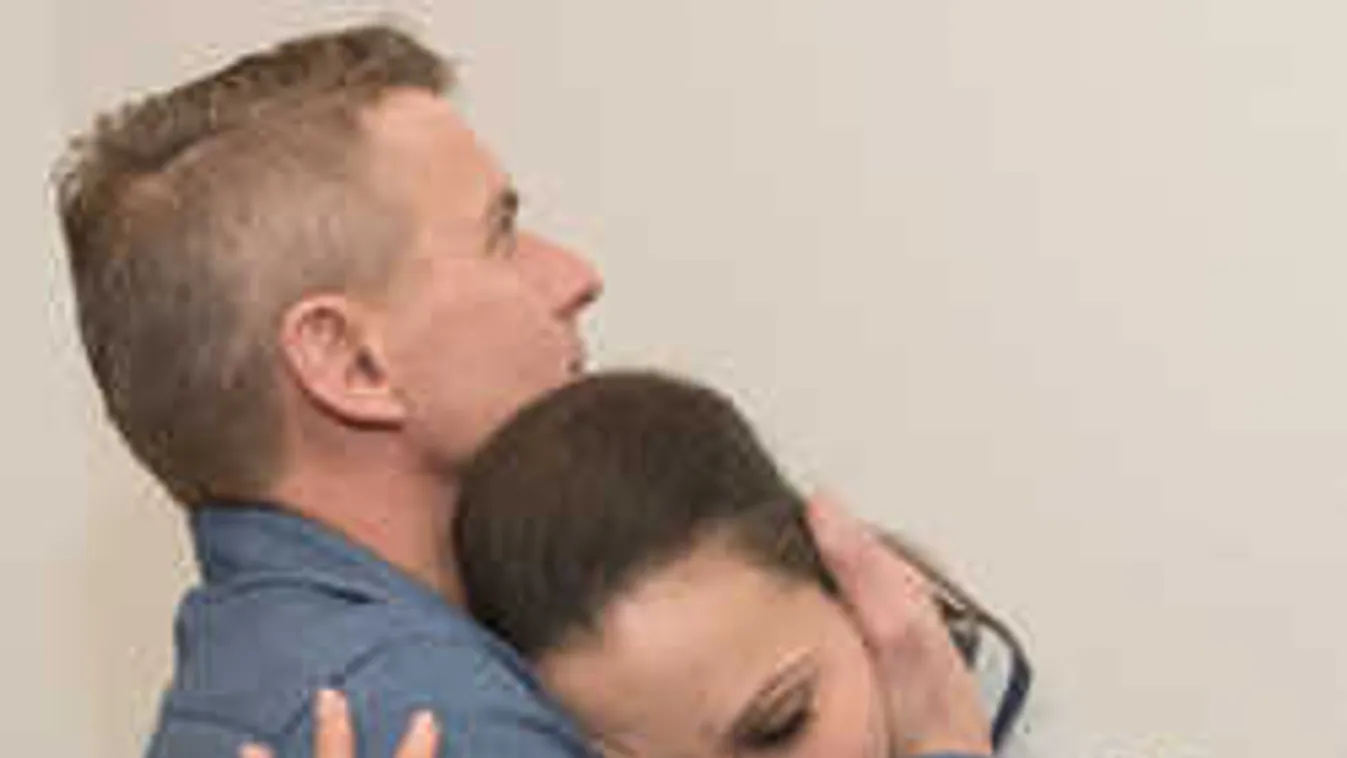 Újra babázhat Rékasi Károly