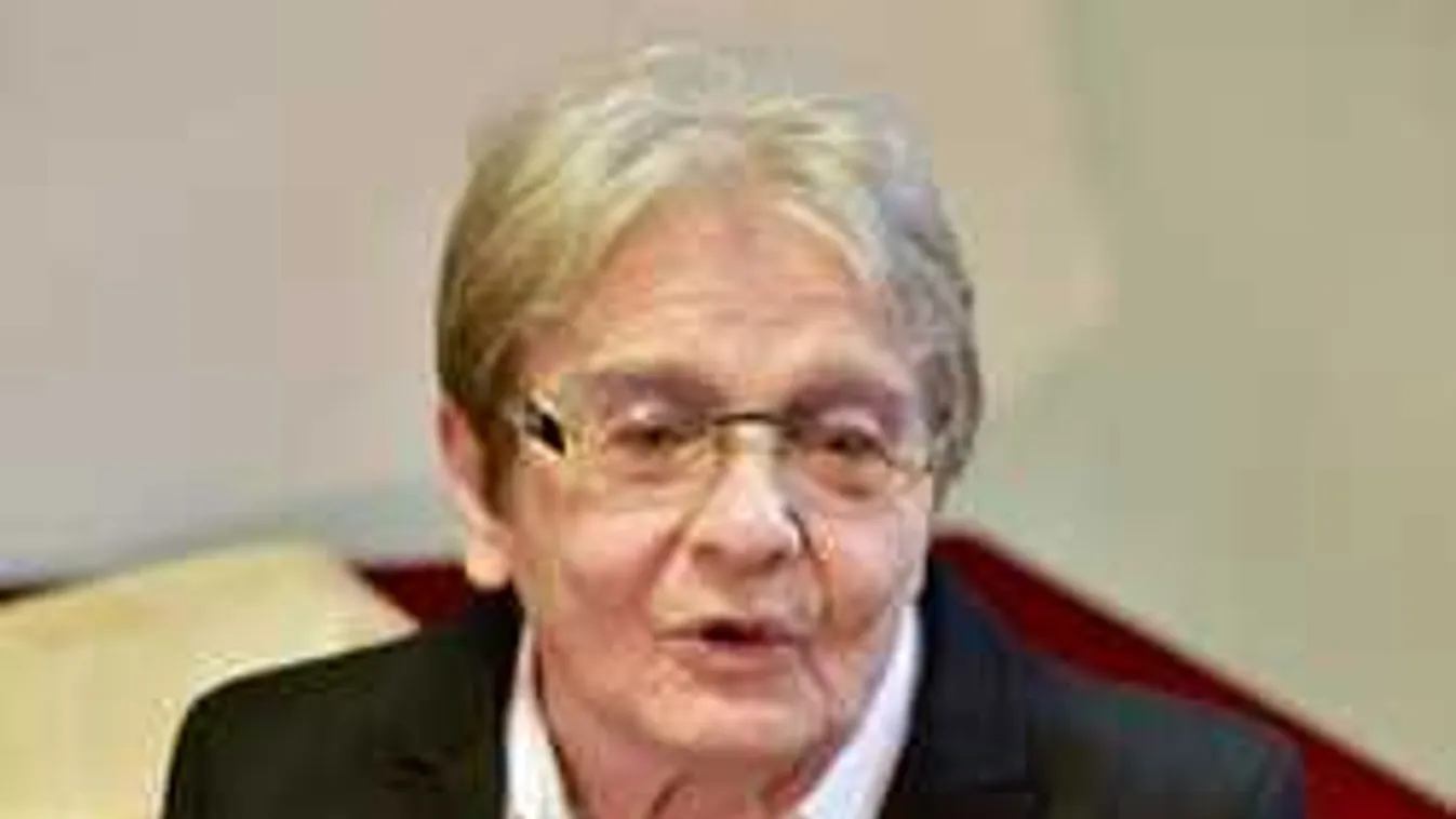 Drámai bejelentést tett Törőcsik Mari