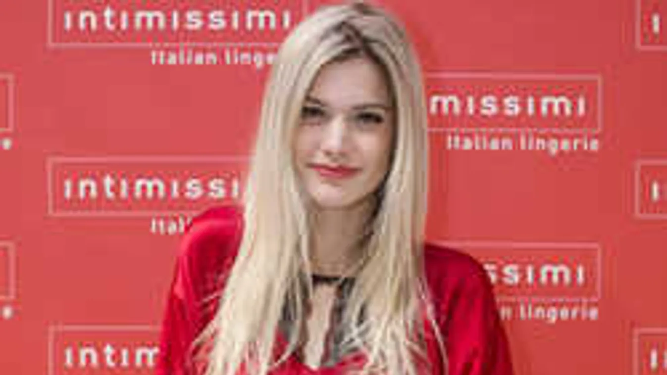 Különvált az esküvő előtt Weisz Fanni és vőlegénye