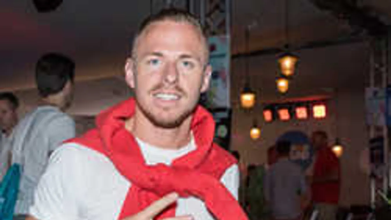 Durván becsajozott Dzsudzsák Balázs