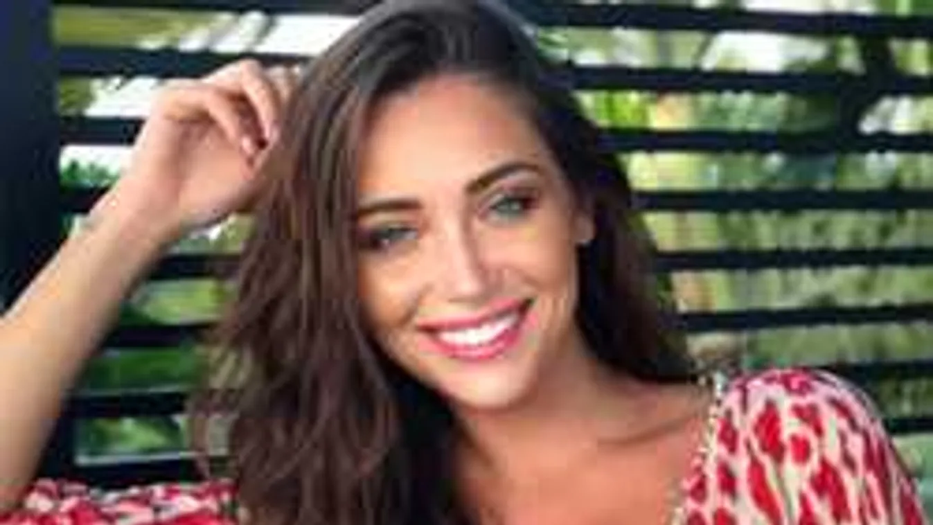 Ezüstérmes szépség várt a világbajnok focistára