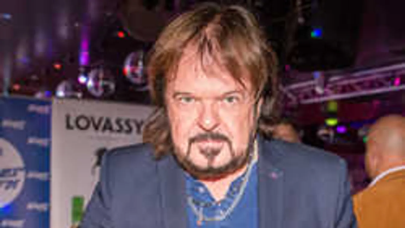 Ez botrány: Betiltott, rákkeltő gyógyszert kapott a Neoton sztárja