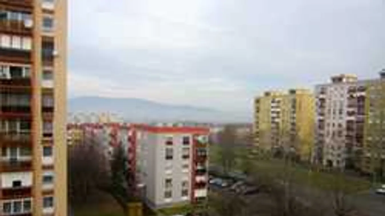 Undorító dolgot művel egy ismeretlen Pécsen, keresik!