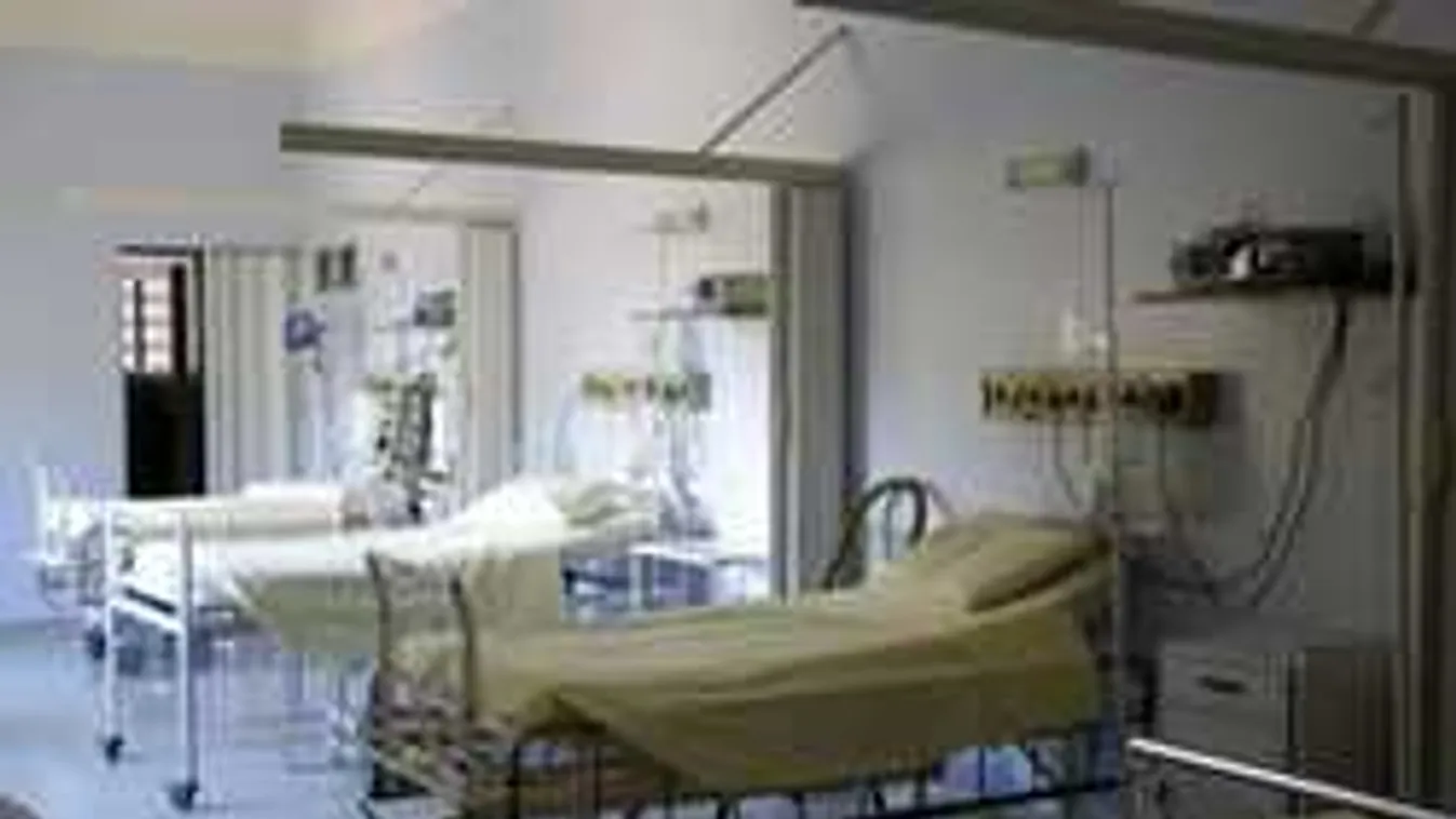 Dráma a pályán: azonnal kórházba kellett szállítani a magyar kézist