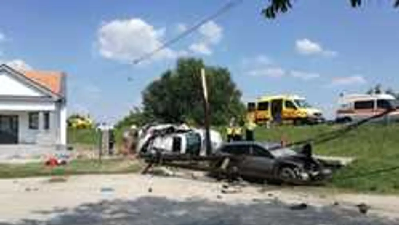 Frontális ütközés miatt lezárták az utat, ne menj erre!