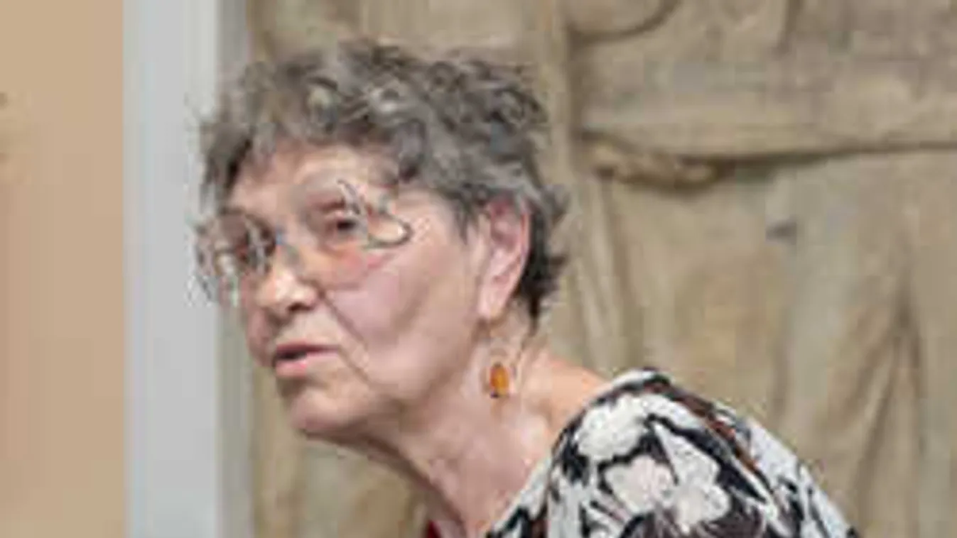 Ez szörnyű, levélben könyörgött Pécsi Ildikónak az unokája: ezt üzente