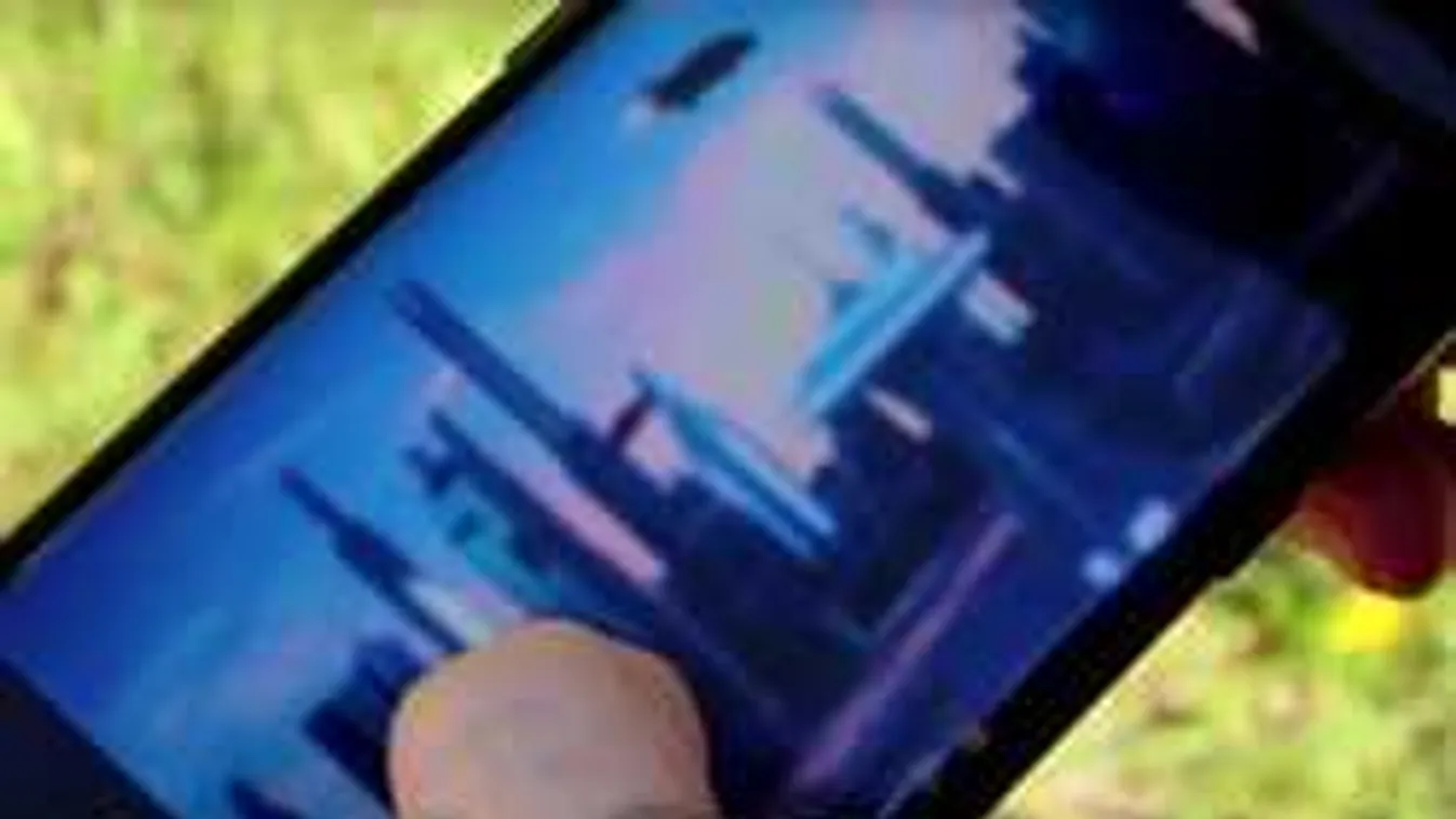 Egy férfi döbbenetes videóval bizonyítja, hogy járt a jövőben...