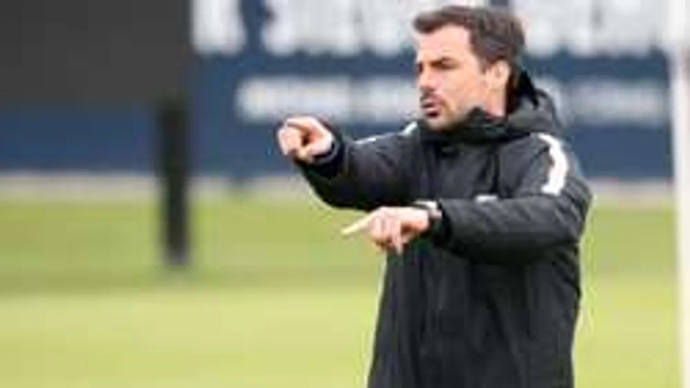 Kemény meló, Lőw Zsoltnak kell Neymart fegyelmeznie